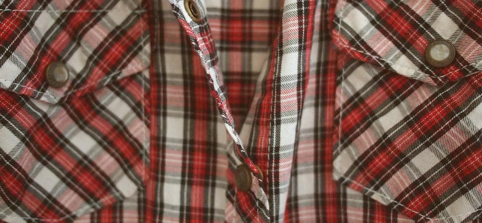 Chemise à carreaux